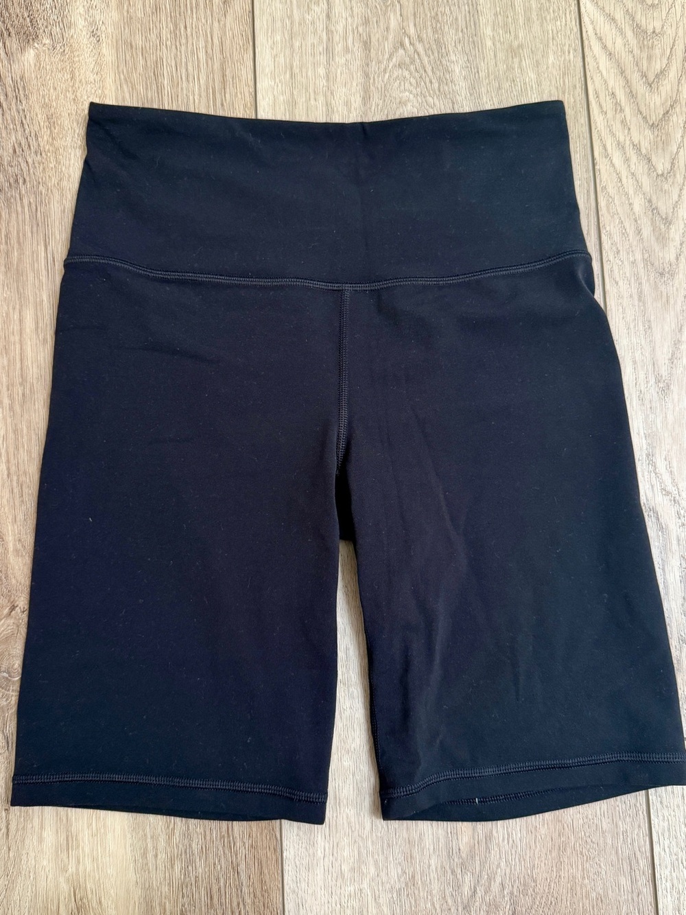Athleta women's Ultra High Rise Elation 9" Short — Black